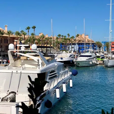 Yolo Spaces - - Puerto Boutique Apartment Sotogrande