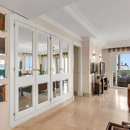 Apartment Yolo Spaces - - Puerto Boutique Sotogrande