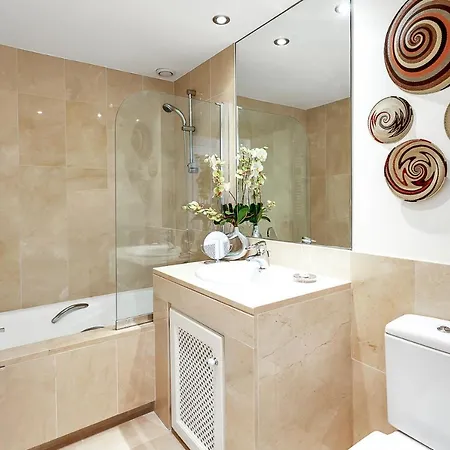 Yolo Spaces - - Puerto Boutique Sotogrande