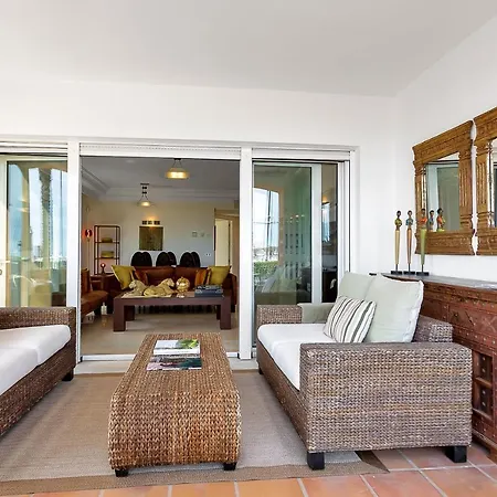 Yolo Spaces - - Puerto Boutique Apartment *