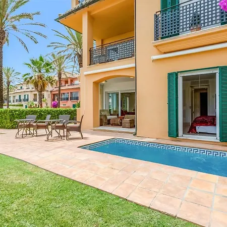 Yolo Spaces - - Puerto Boutique Apartment Sotogrande